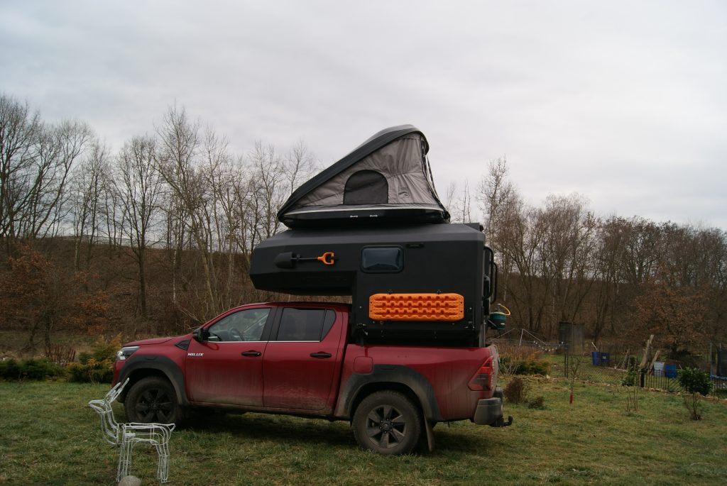 Rezerwacja – wynajem kapsuły na pickup | Kamperem na pikapie